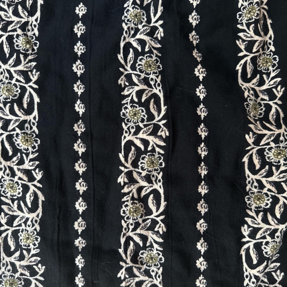 Floral Print Palazzo Pants - Picture 4 of 4